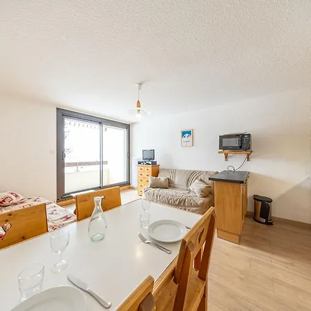Confortable Au Pied Des Pistes, Balcon Sud Apartment